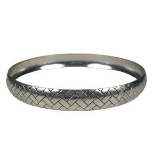 Herringbone Pattern Bracelet 8.75  In Silvertone Jewelry Bangle Fashion